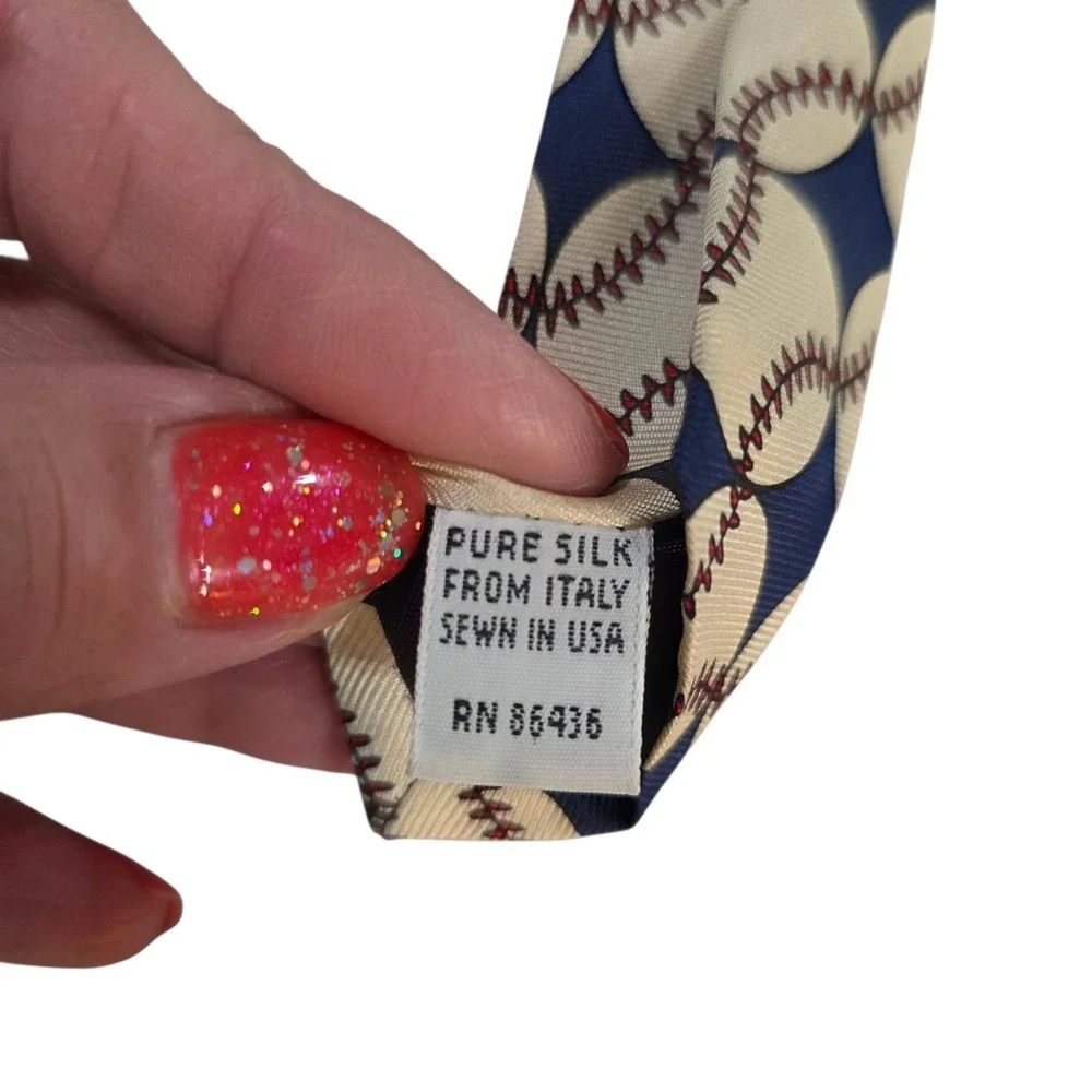 Smithsonian Institution Baseball Pattern Silk Tie Made in‎ USA Blue Cream Sports